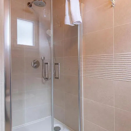 Le Catarina فندق مبيت وإفطار 3*